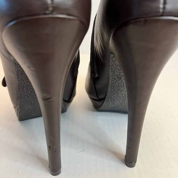 Shoedazzle Faux Leather Boots - Picture 2 of 8